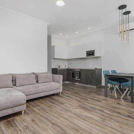 Sea Symphony 2-bedrooms Apartment Odessa Zewnętrze zdjęcie